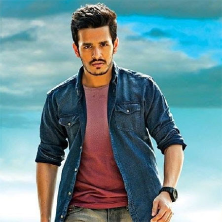 akhil,akhil marriage,akhil second film vikram k kumar  అఖిల్ రెండో సినిమాకి ఈసారి అఖిలే అడ్డు!